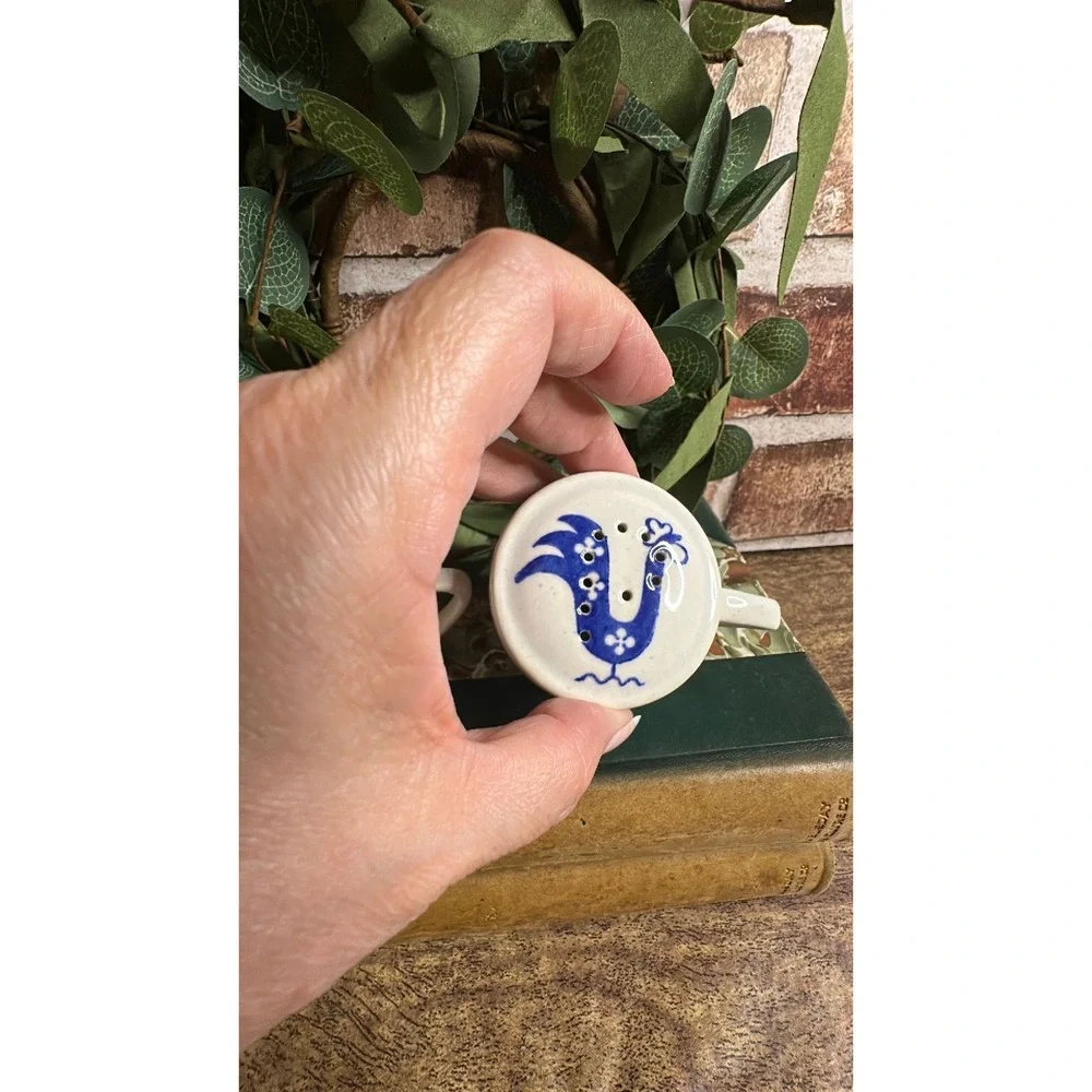 Vintage Blue & White Rooster Mug Style Salt & Pepoer Shaker Set